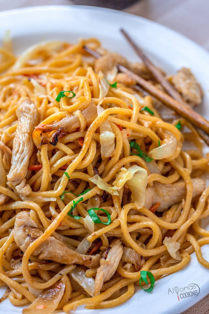 Chicken Lo Mein